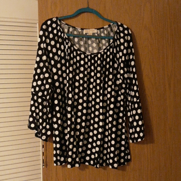 Michael Kors Black and White Polka Dot Flowy Top - Picture 1 of 3